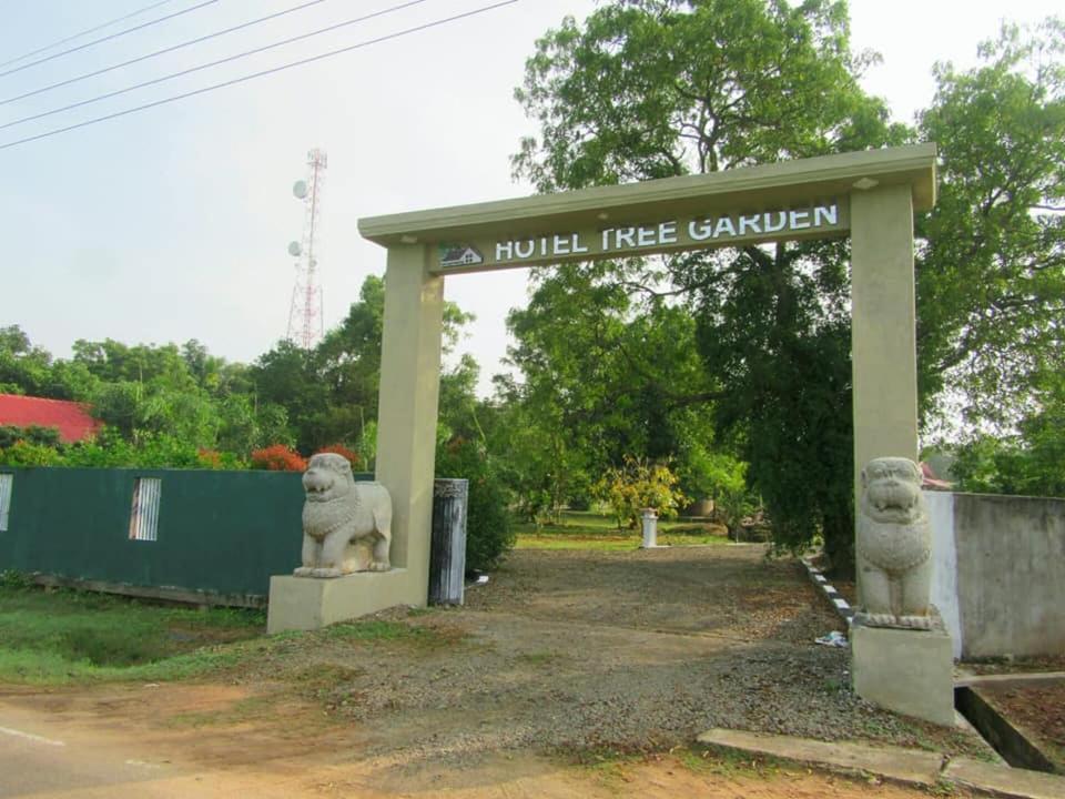 Hotel Tree Garden Wilpaththu Nochchiyagma Anuradhapura Nochchiyagama ภายนอก รูปภาพ